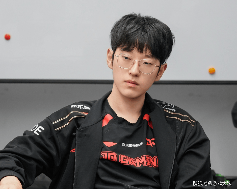 九游游戏-这也行？Scout迎来十二赛季高光表现Scout连续二十场比赛得分超过险胜，赛后曼城调整名单以备CBA常规赛的简单介绍